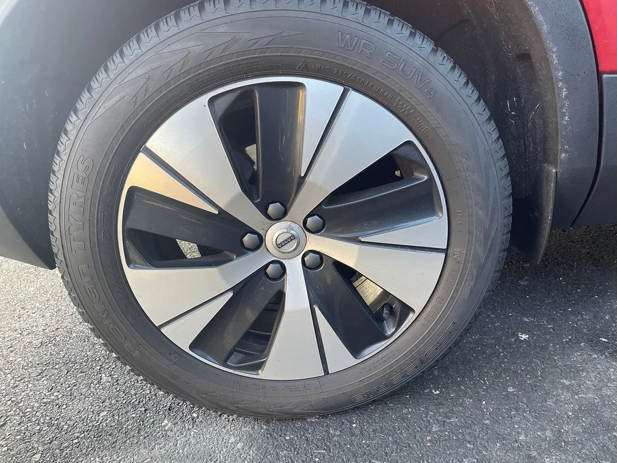 VOLVO XC40 T5 TE — zdjęcie 11