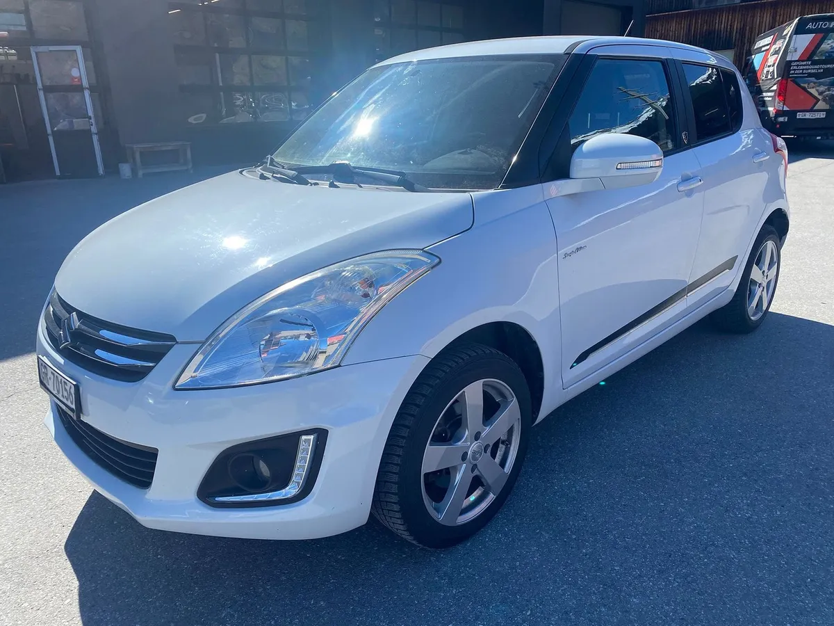 SUZUKI Swift 1.2 4WD — zdjęcie 11