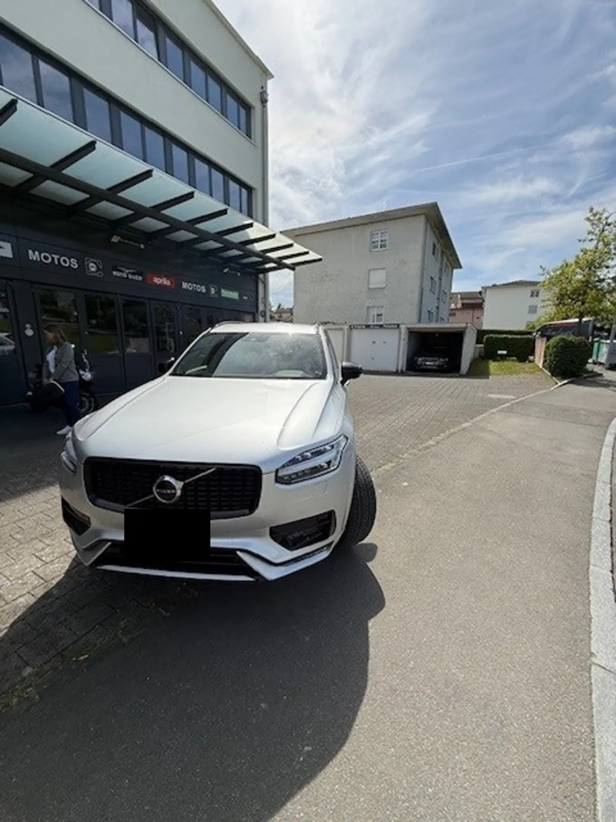 VOLVO XC90 B5 AWD