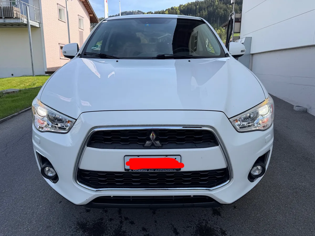 MITSUBISHI ASX 2.2 DiD — zdjęcie 2