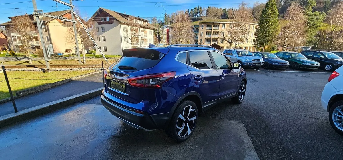 NISSAN Qashqai — zdjęcie 4