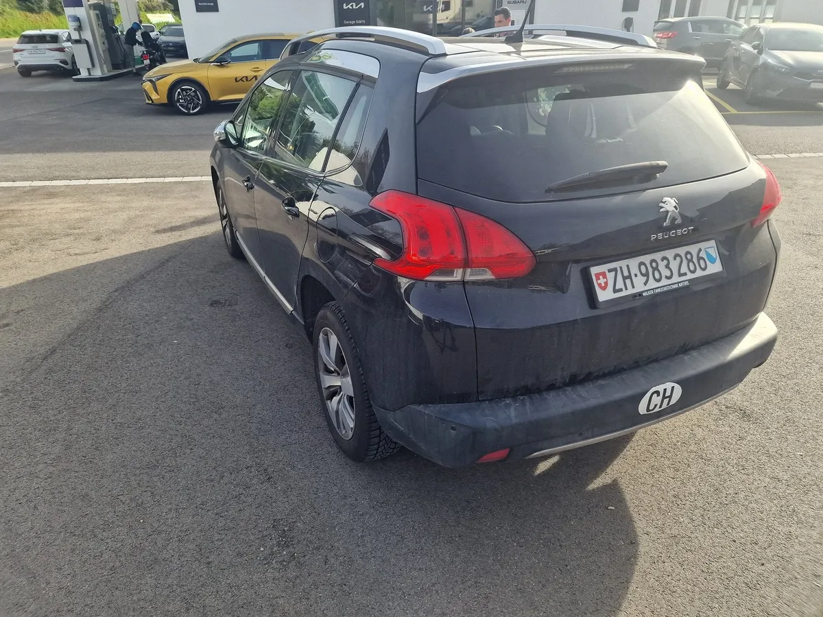 PEUGEOT 2008 1.6i — zdjęcie 3