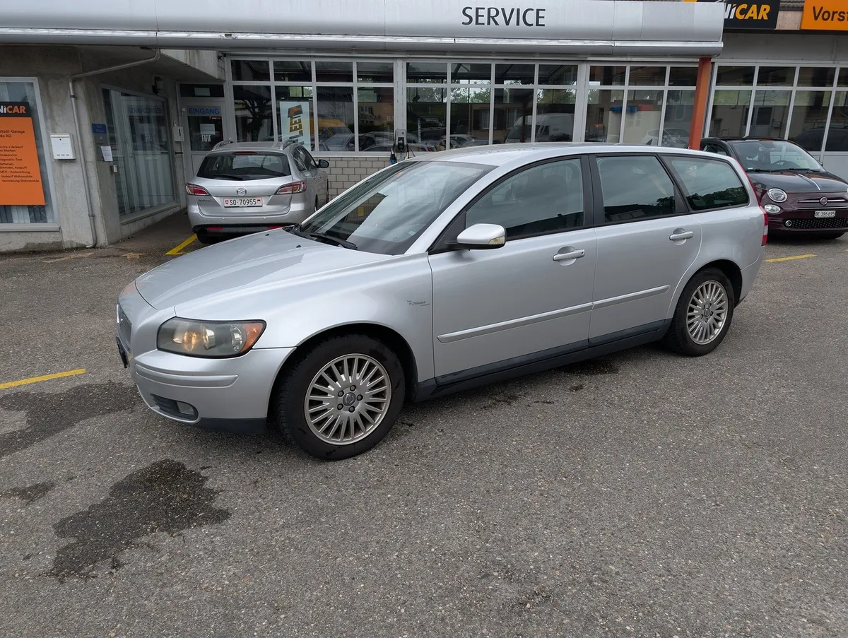 VOLVO V50 2.4 — zdjęcie 2