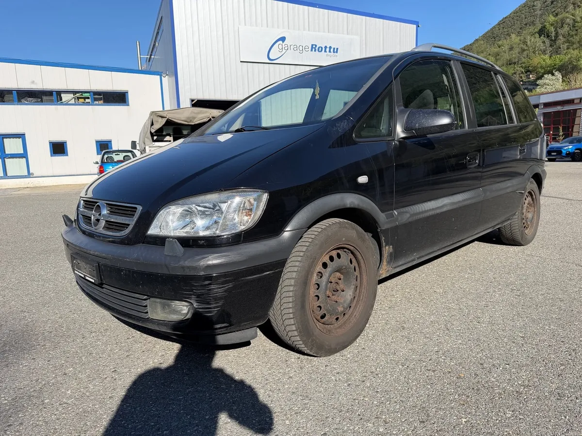 OPEL Zafira A22