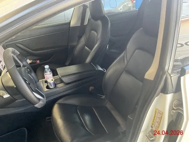 Tesla  Model 3, 491 HP — zdjęcie 7