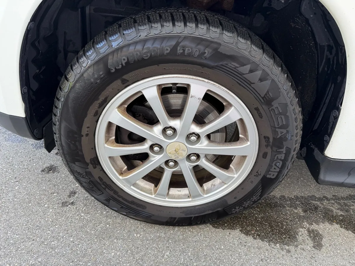 MITSUBISHI ASX 2.2 DiD — zdjęcie 11