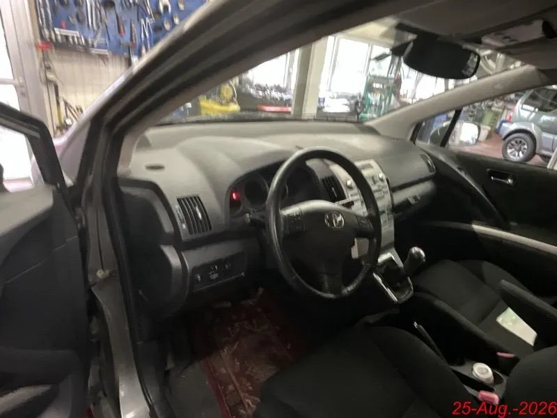 Toyota Corolla Verso 1.8 Linea Luna, 129 PS — zdjęcie 7