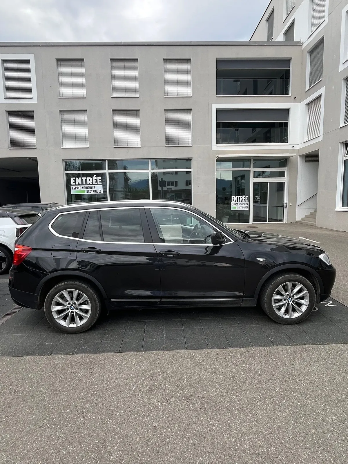 BMW X3 xDrive35d — zdjęcie 7