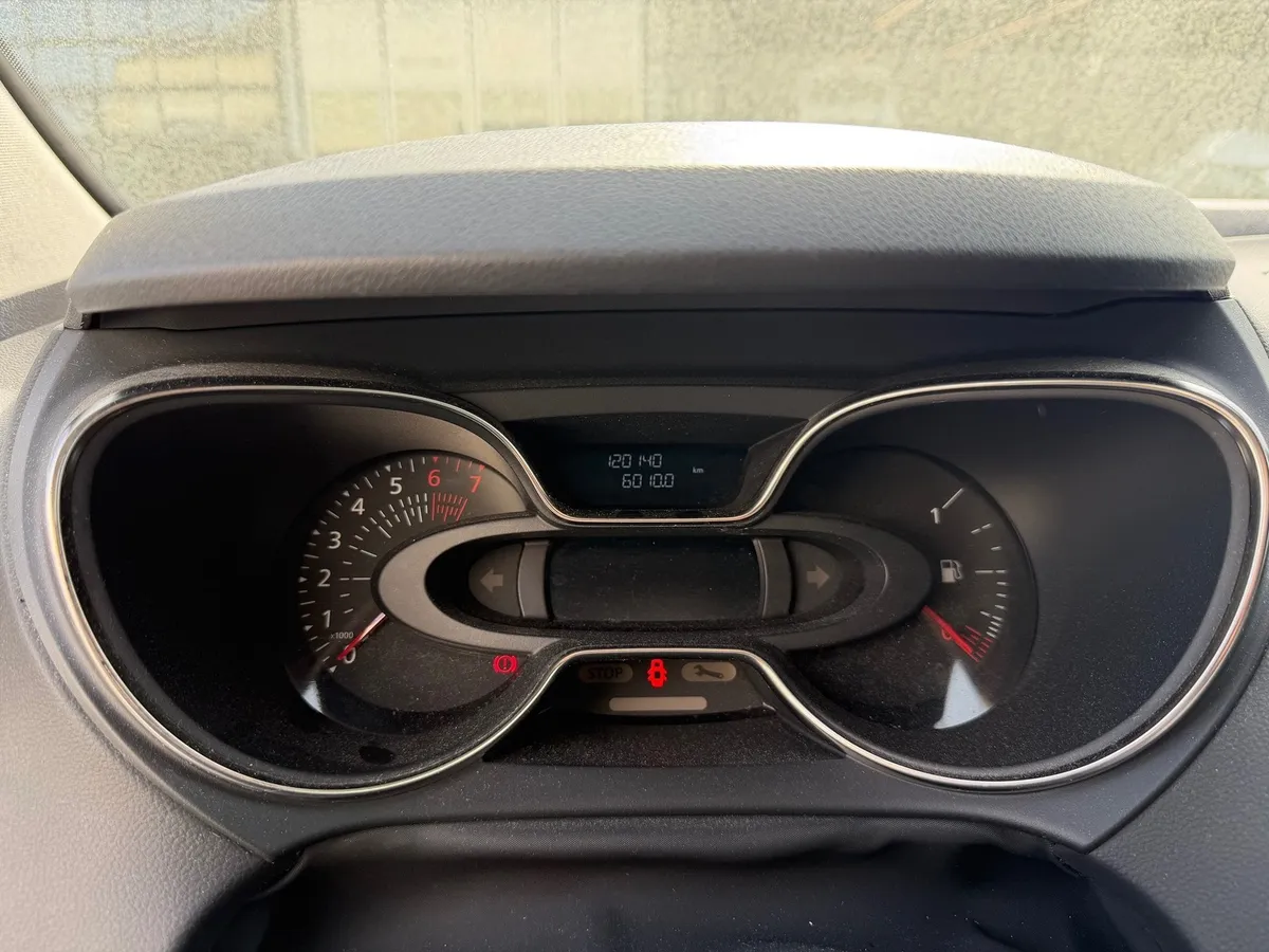 RENAULT Captur 130 — zdjęcie 12