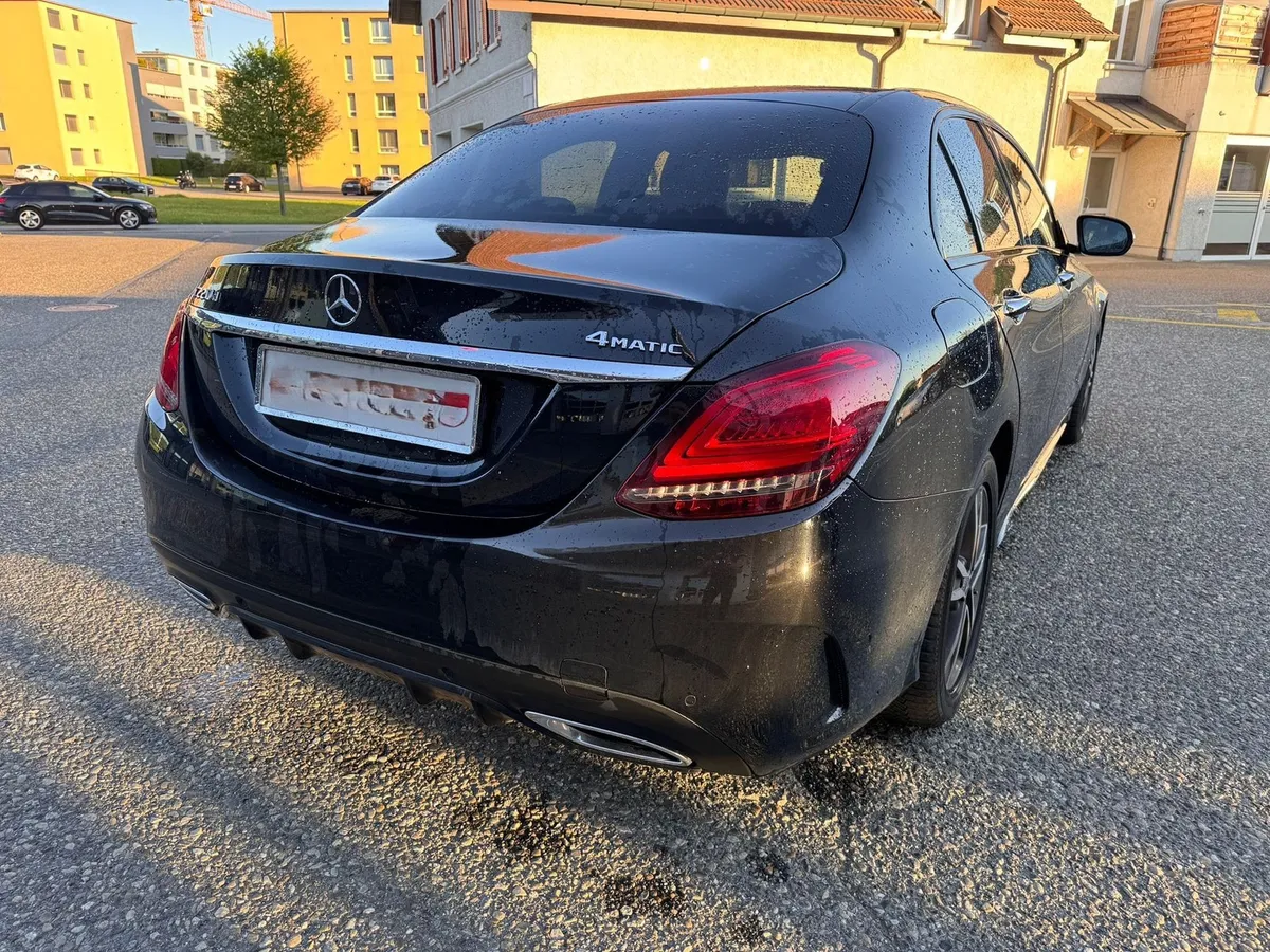 MERCEDES-BENZ C 220 d 4m — zdjęcie 5