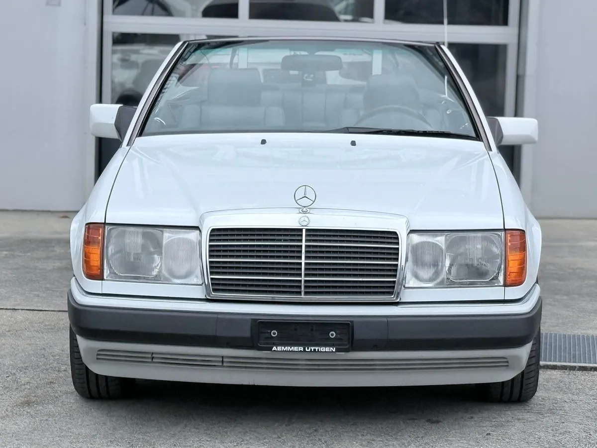 MERCEDES-BENZ 300 CE-24 — zdjęcie 2