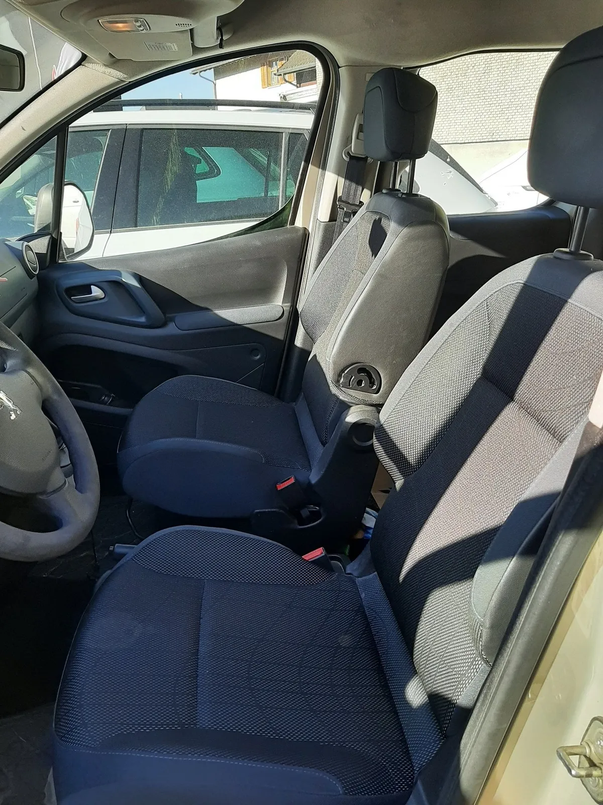 PEUGEOT Partner HDi 92FAP — zdjęcie 9
