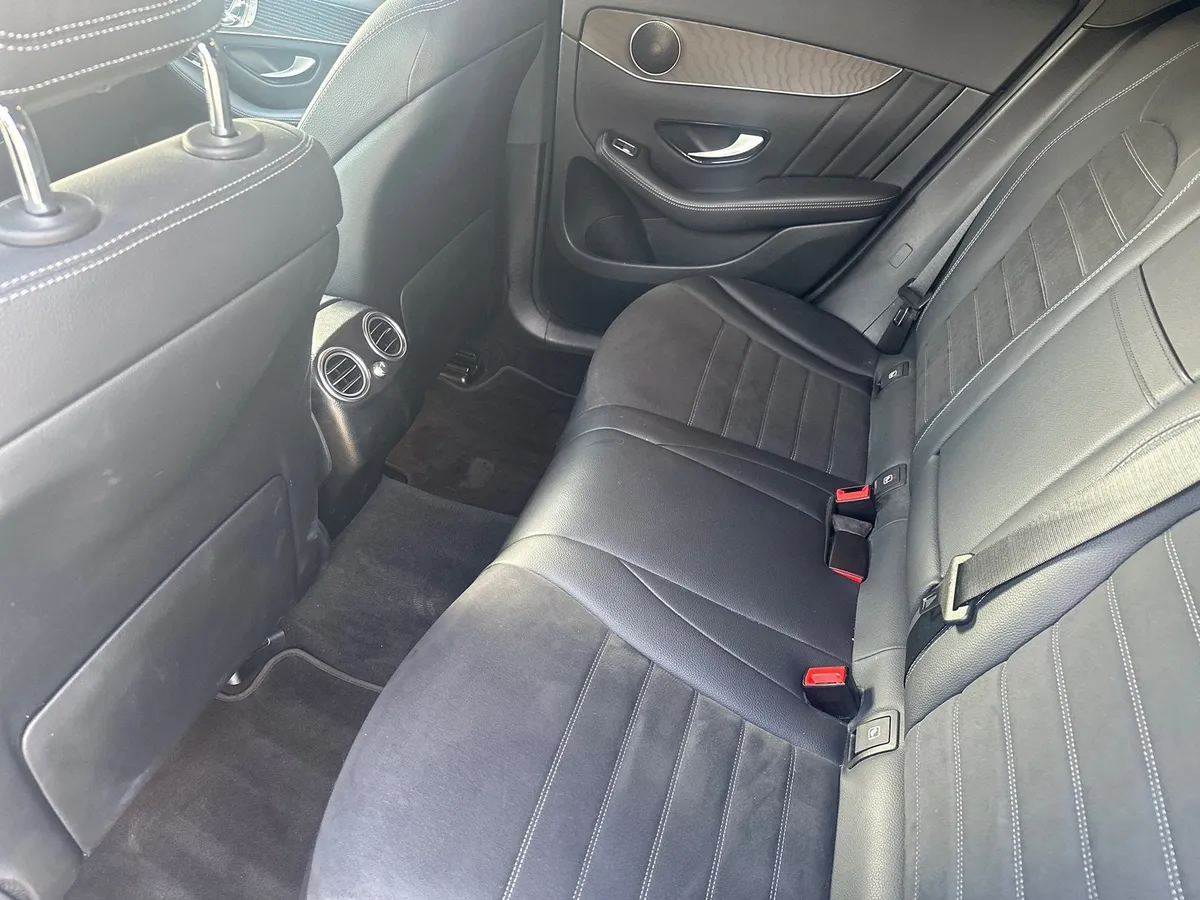 MERCEDES-BENZ GLC 200 — zdjęcie 5