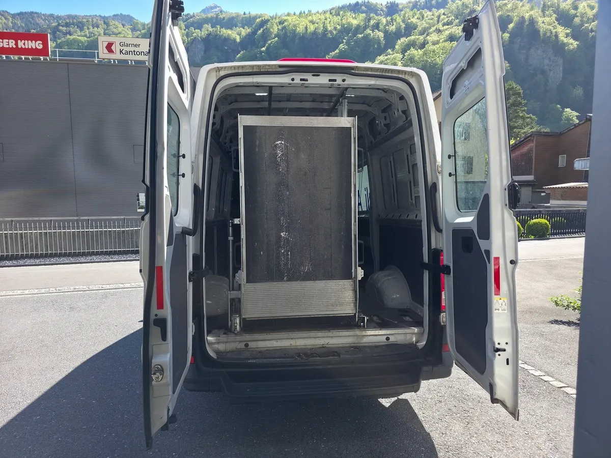 VW Crafter 35 4M — zdjęcie 4
