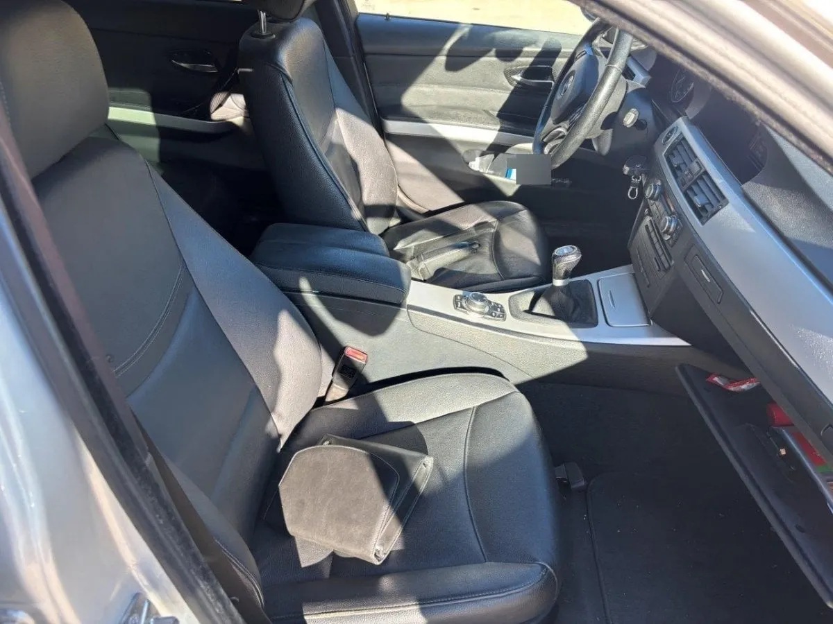 BMW 325i xDrive Touring m4you, 218 HP — zdjęcie 12