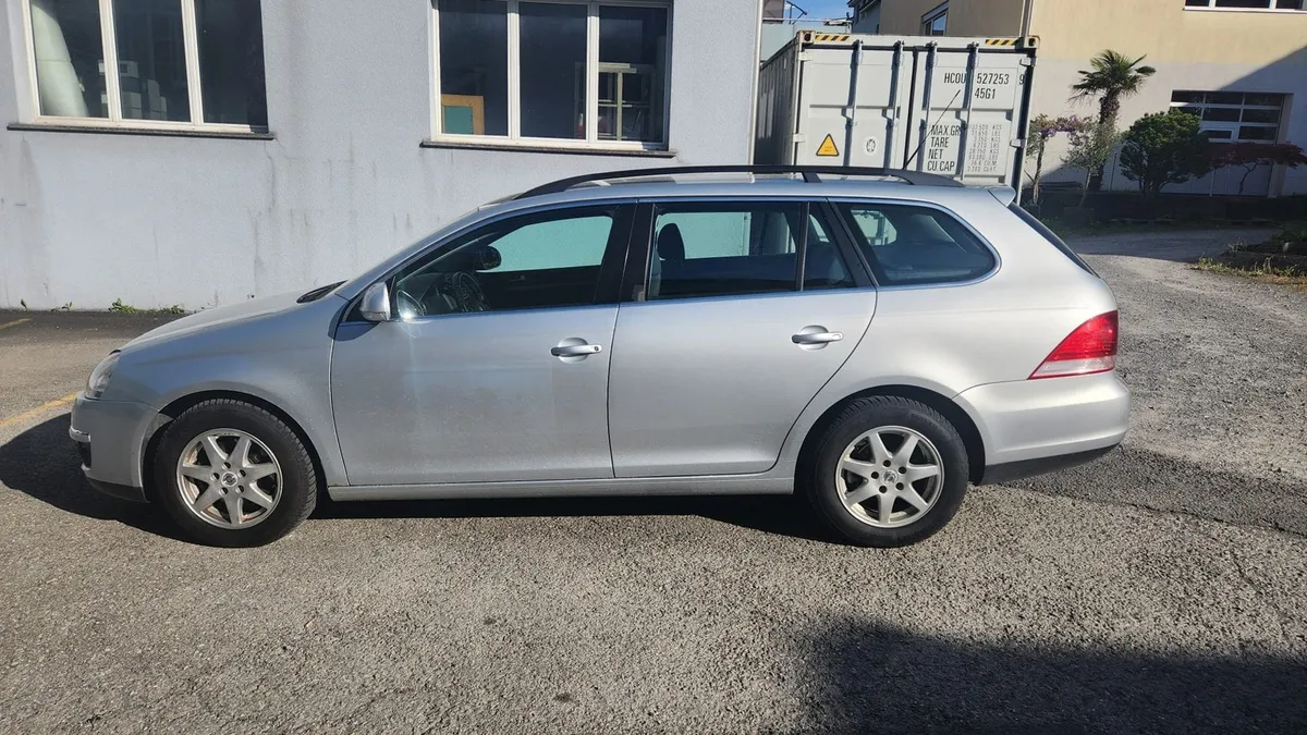 VW GOLF VAR. 1.4TSI — zdjęcie 2