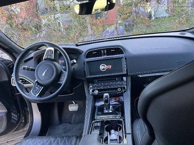 Jaguar  F-Pace  5.0 V8 SVR AWD, 551 HP — zdjęcie 6
