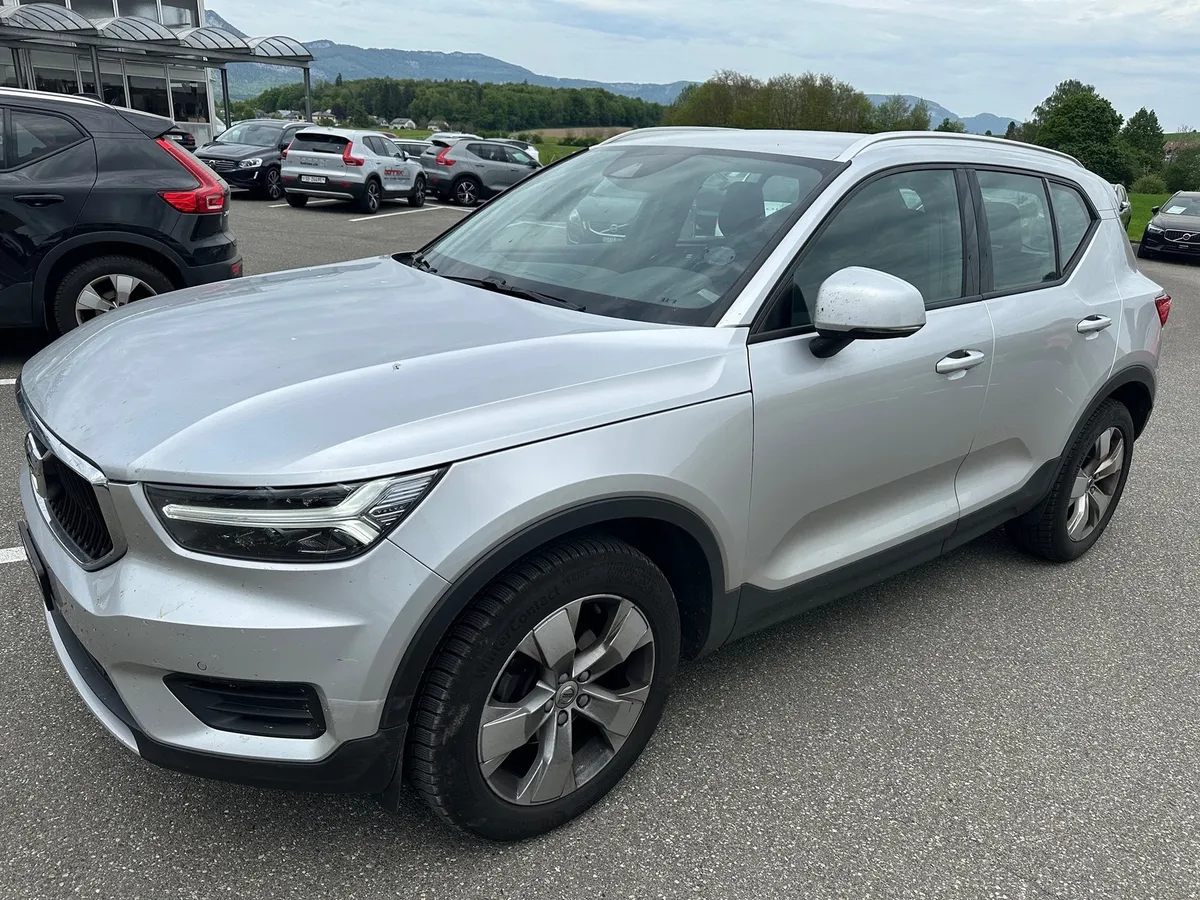 VOLVO XC40 D3
