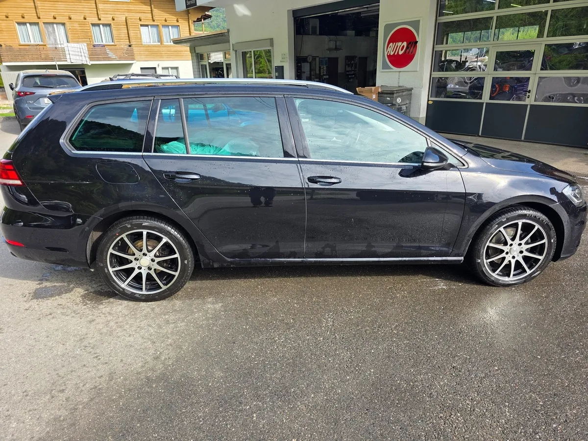 VW Golf Var. 4M 2.0
