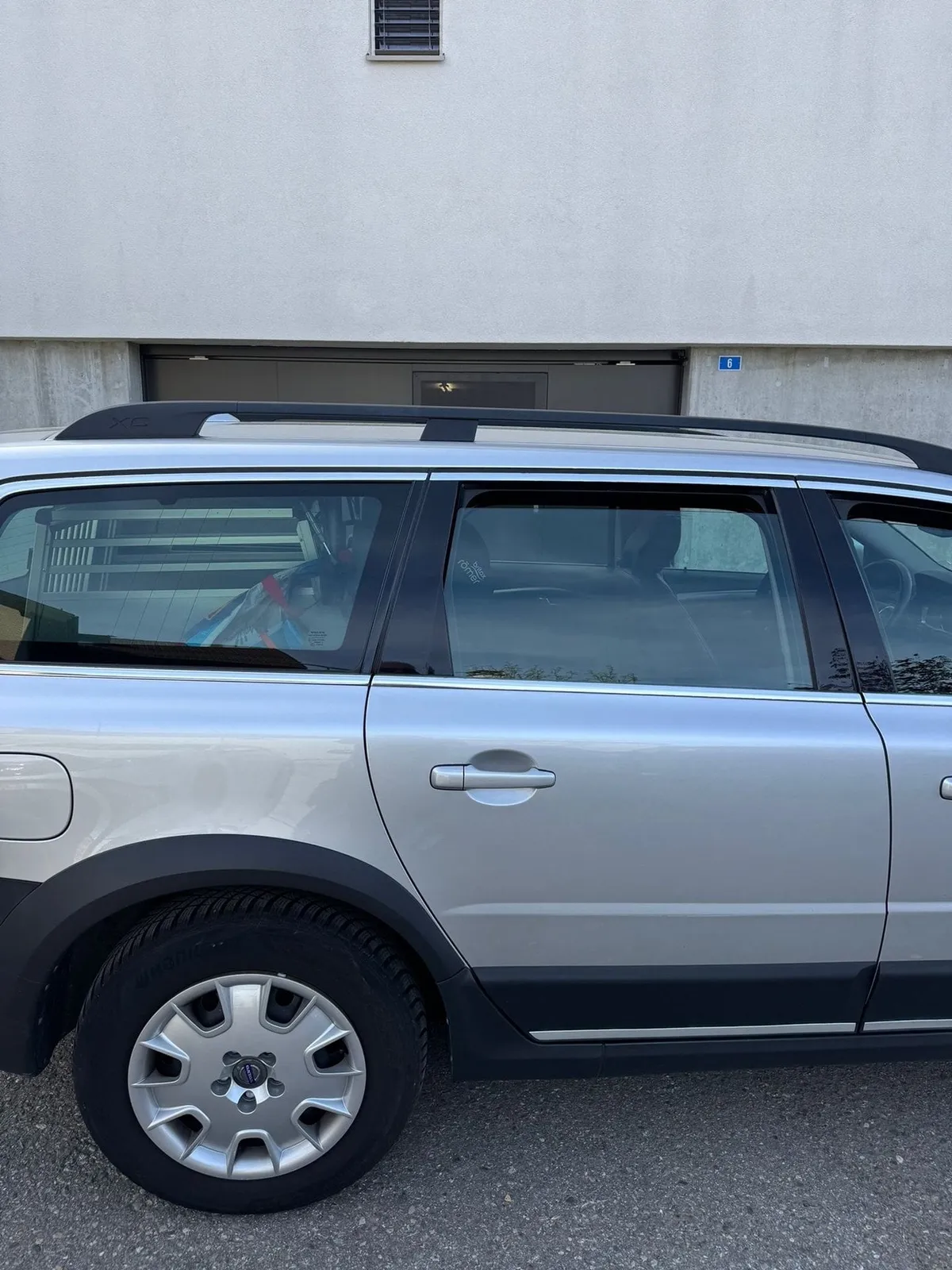 VOLVO XC70 — zdjęcie 2