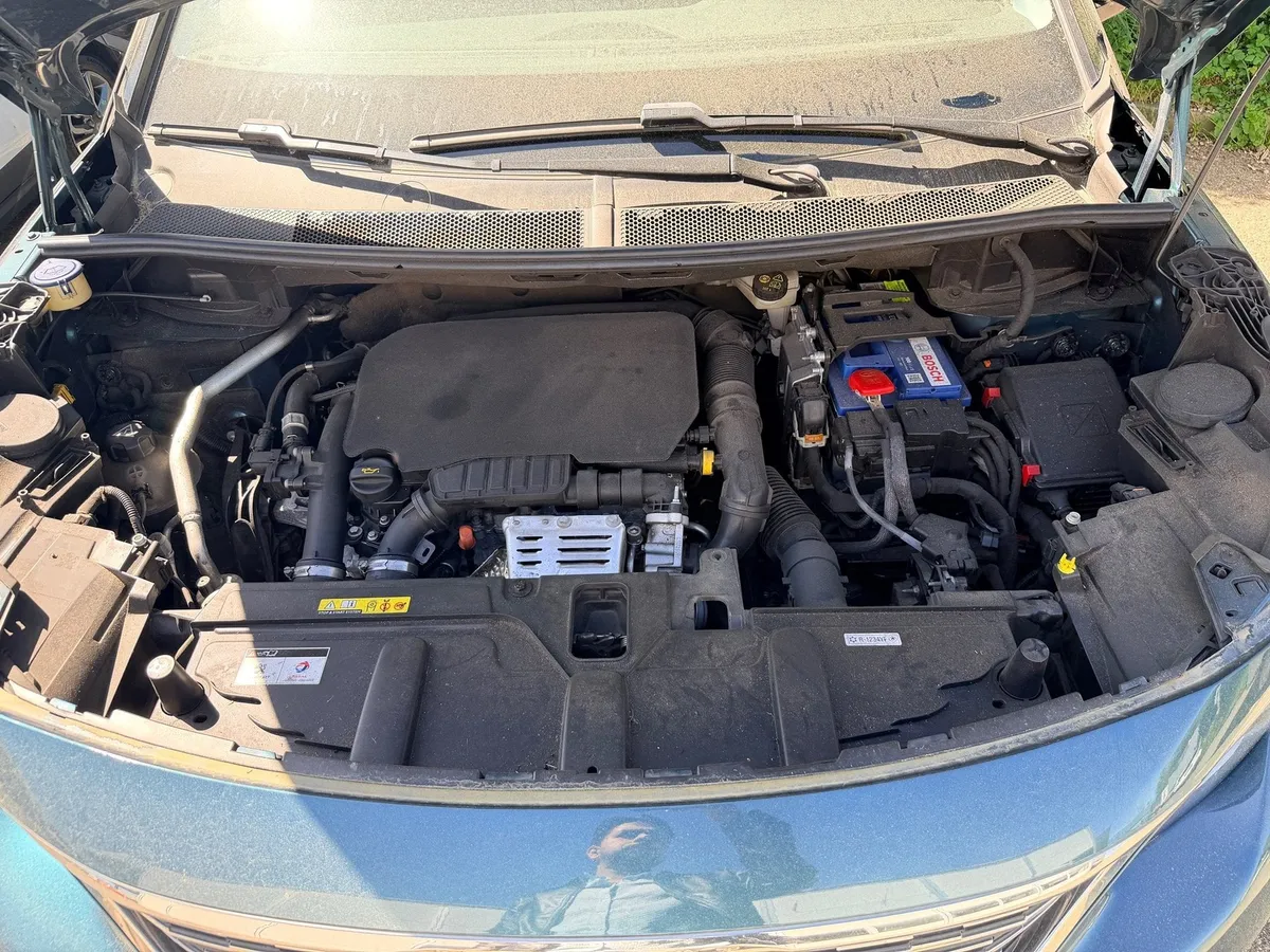PEUGEOT 5008 1.2i STT — zdjęcie 11