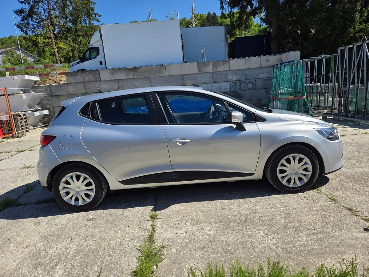 RENAULT Clio 90 — zdjęcie 4