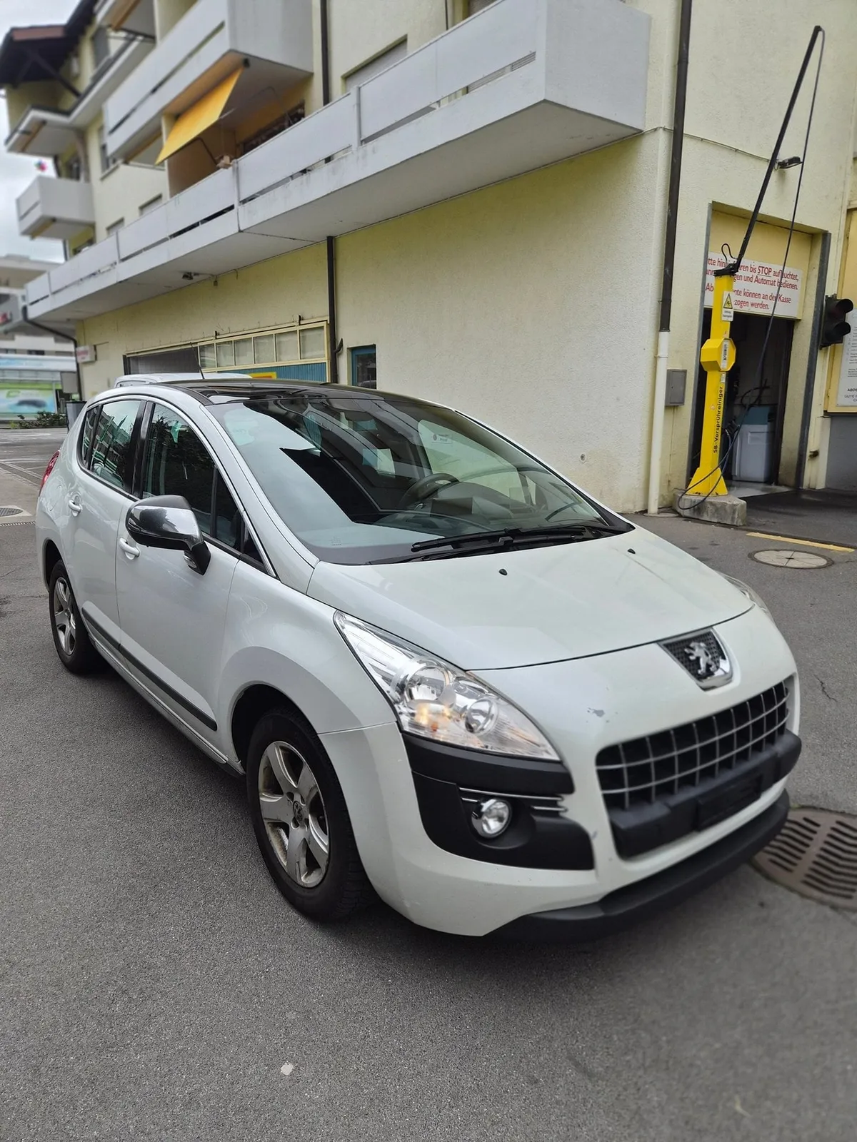 PEUGEOT 3008 — zdjęcie 11