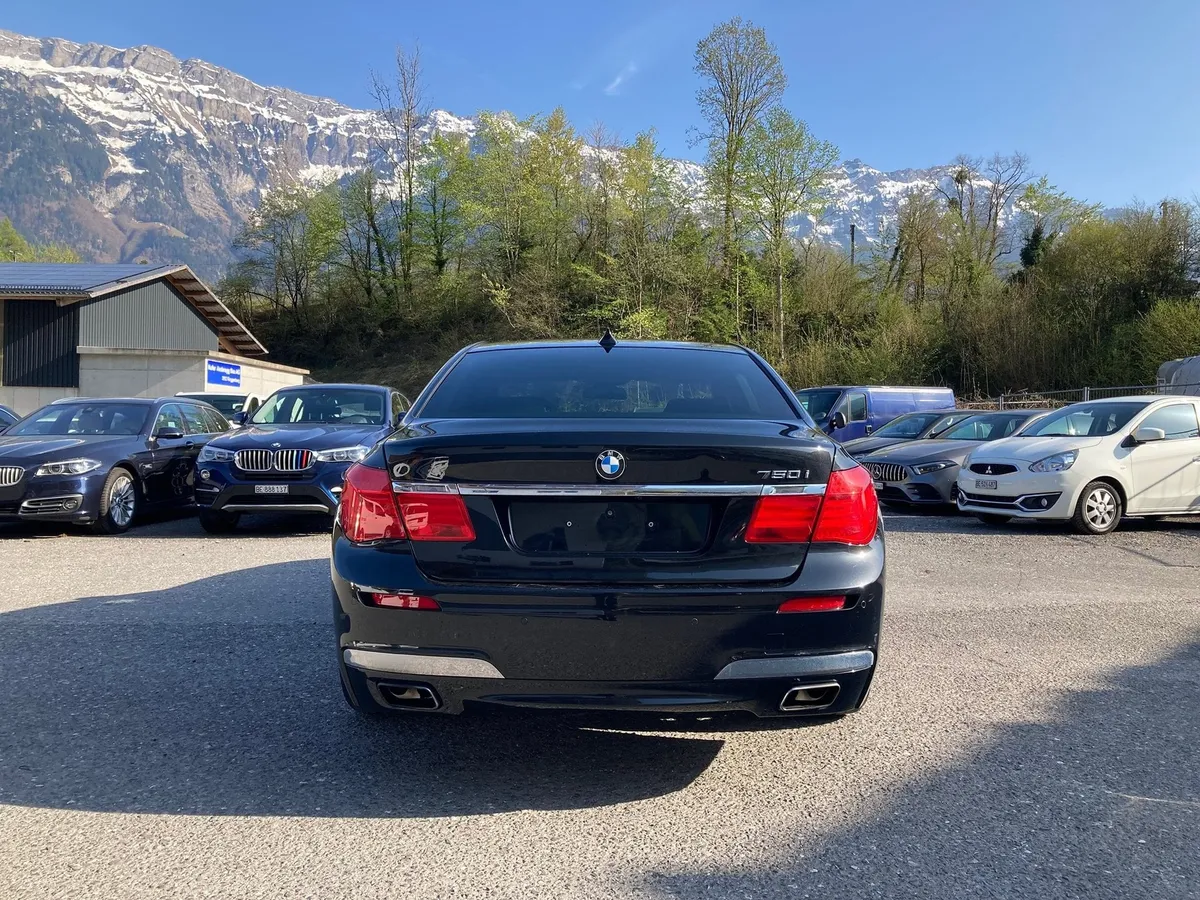 BMW 750l XDrive — zdjęcie 6