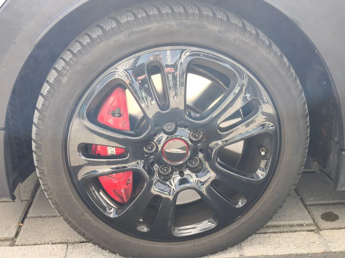 MINI Cooper "John Cooper Works" — zdjęcie 11