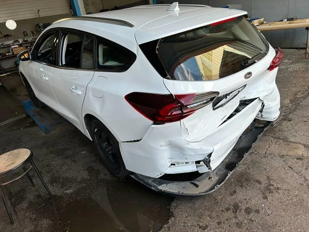 FORD Focus 1.0 MHEV Titanium A, 155 HP — zdjęcie 4