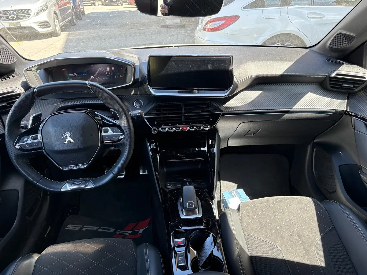 PEUGEOT 208 PureTech — zdjęcie 15