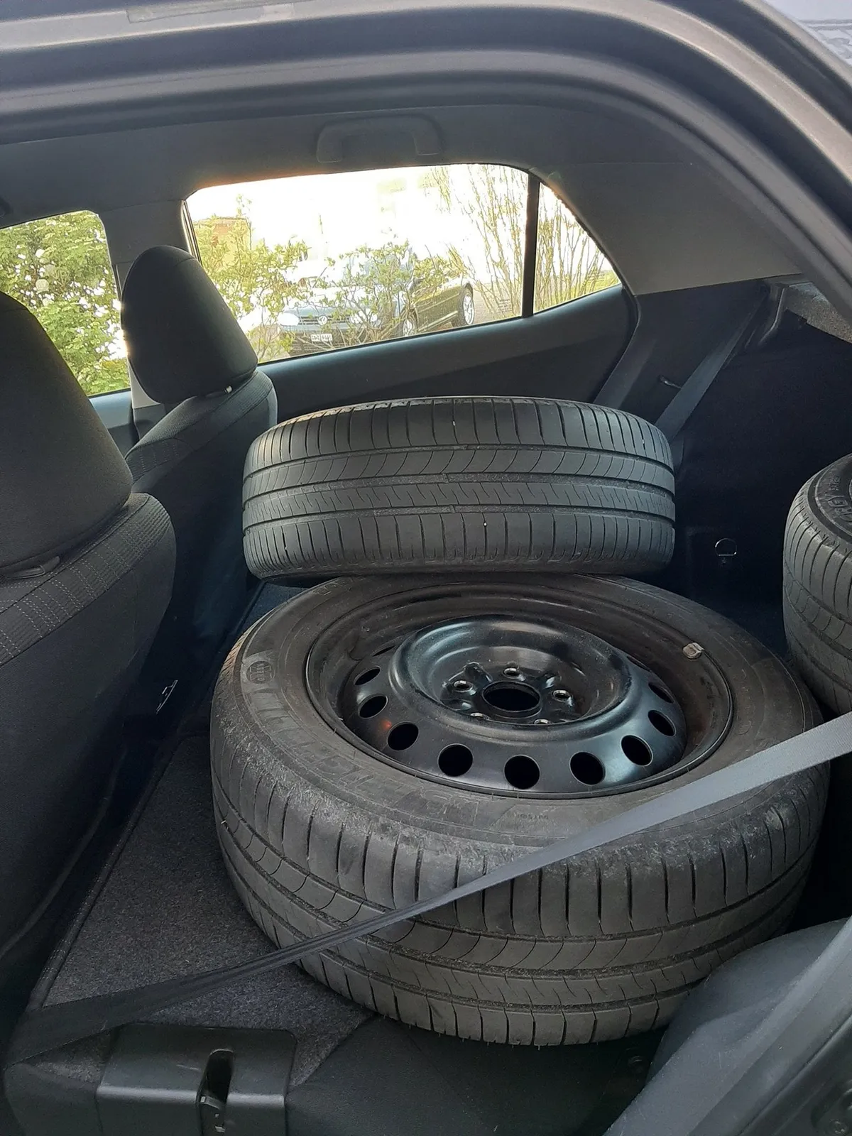 TOYOTA Auris 2.0 DPF — zdjęcie 6