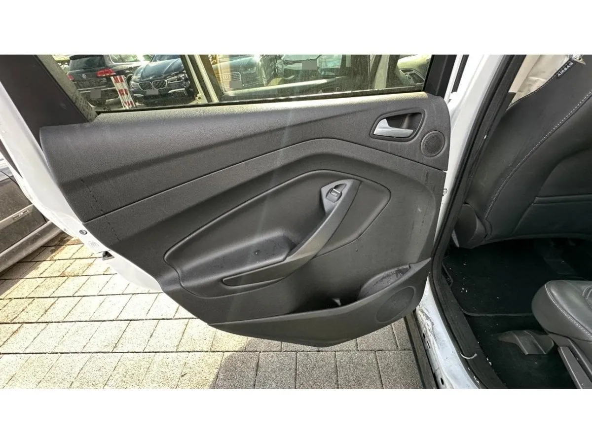 FORD Kuga 1.5 SCTi Titaniu.2WD, 150 HP — zdjęcie 15