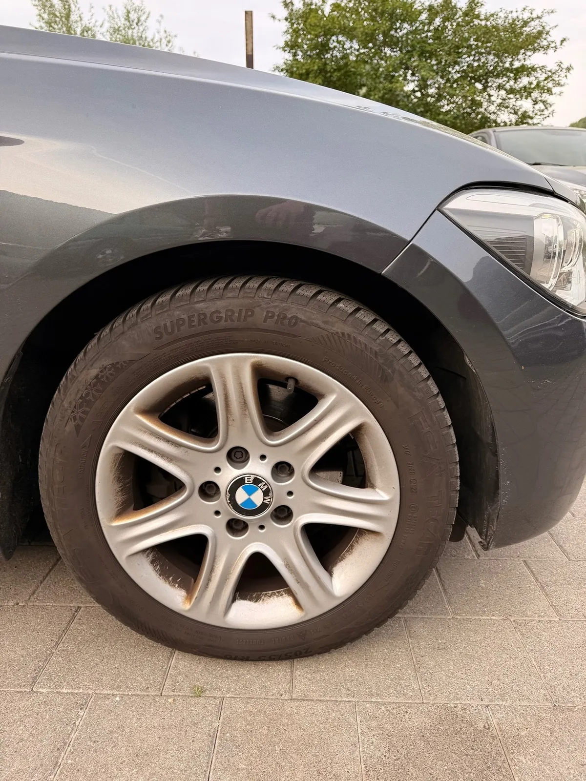 BMW 118i — zdjęcie 9