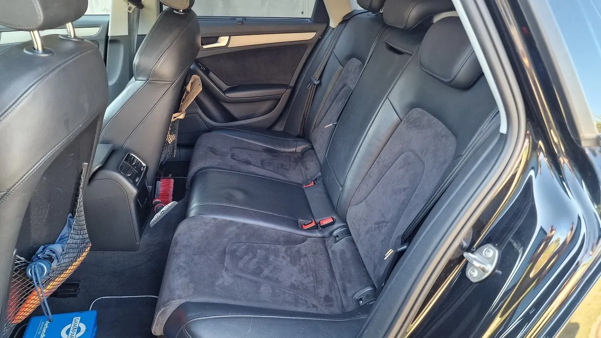 AUDI A4 Av. qu.2.0TFSI — zdjęcie 9