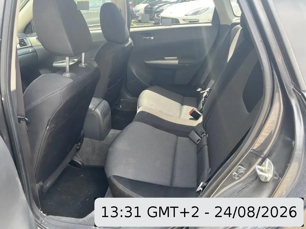 Subaru Impreza 2.0, 150 PS — zdjęcie 10