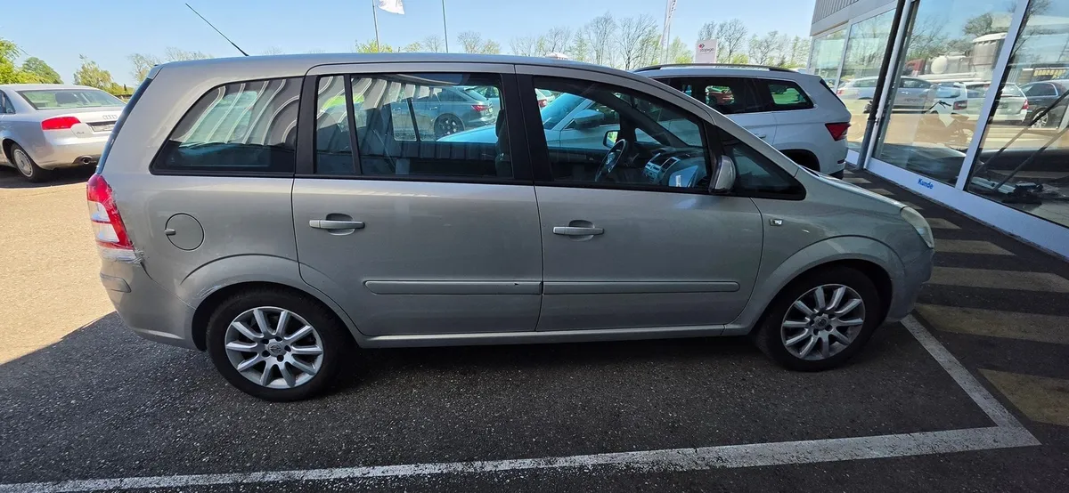 OPEL Zafira B18R — zdjęcie 4