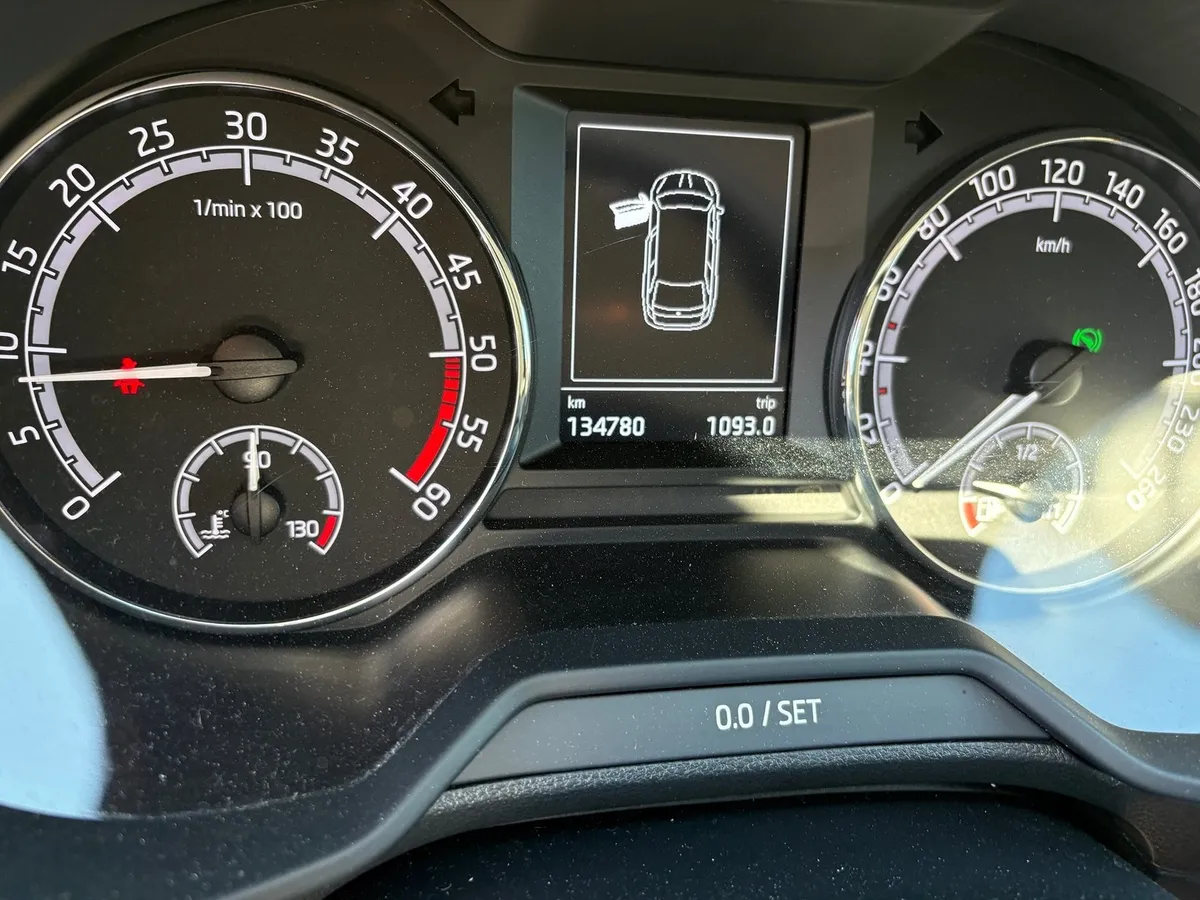 SKODA Octavia2.0TDI 4x4 — zdjęcie 6