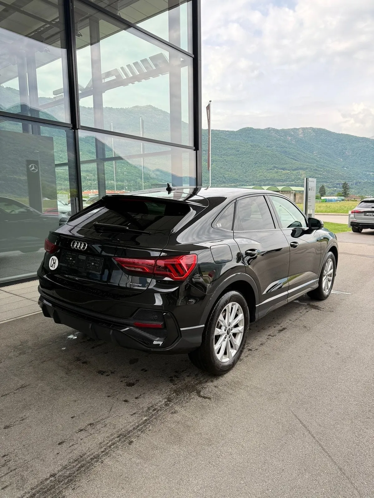 AUDI Q3 Sportback — zdjęcie 3