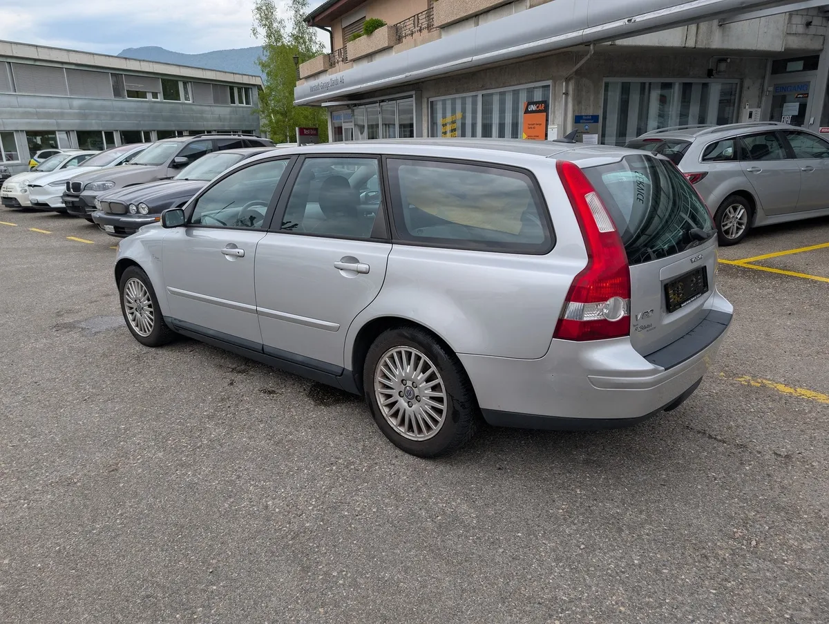 VOLVO V50 2.4 — zdjęcie 4
