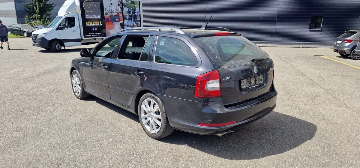 SKODA Octavia Combi RS — zdjęcie 7