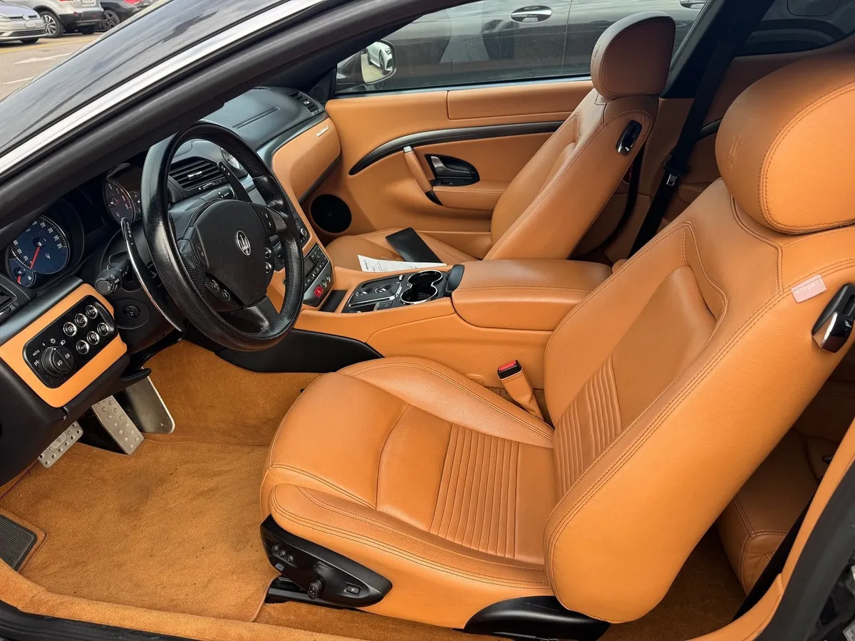 MASERATI Granturismo S — zdjęcie 15