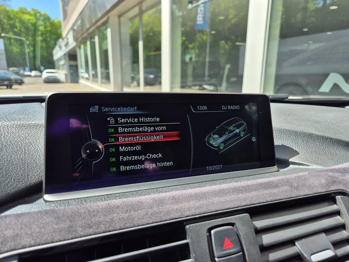 BMW 335i xDrive — zdjęcie 15