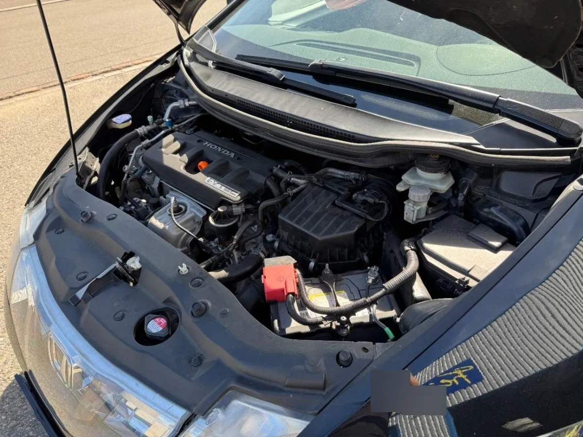 Honda Civic 1.8i 5DR, 139 PS — zdjęcie 15