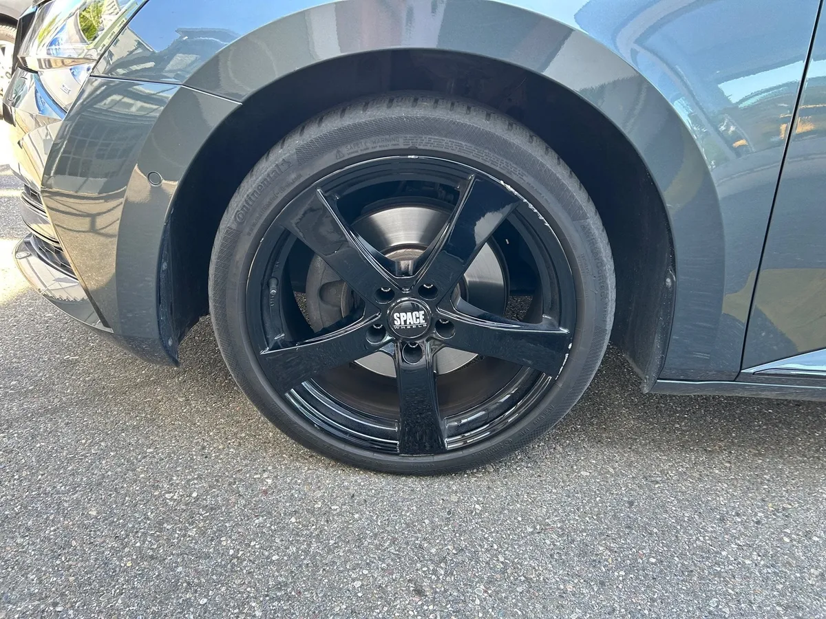 SKODA SuperbC 2.0TDI4x4 — zdjęcie 14