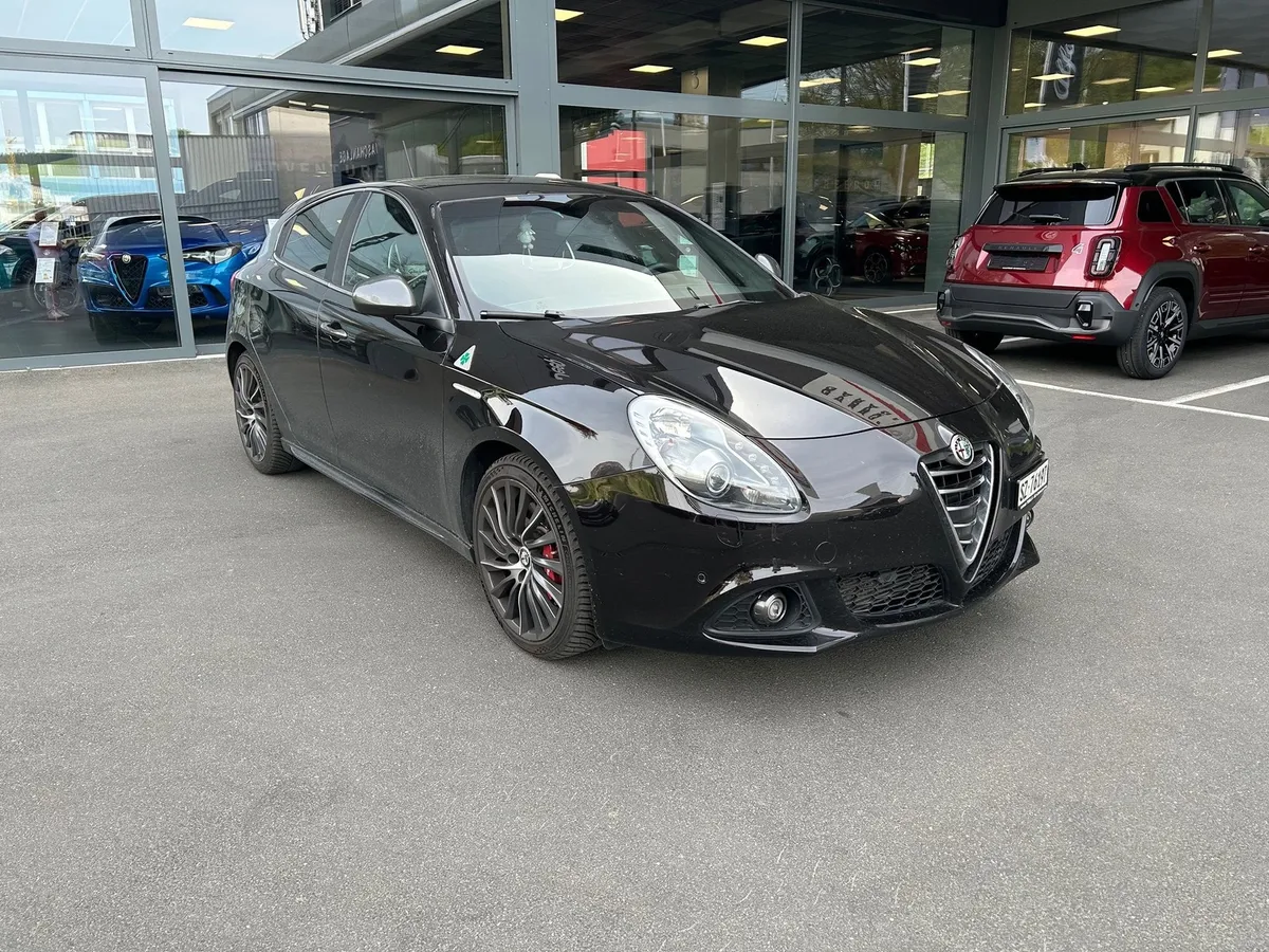 ALFA ROMEO Giulietta 1750 — zdjęcie 4