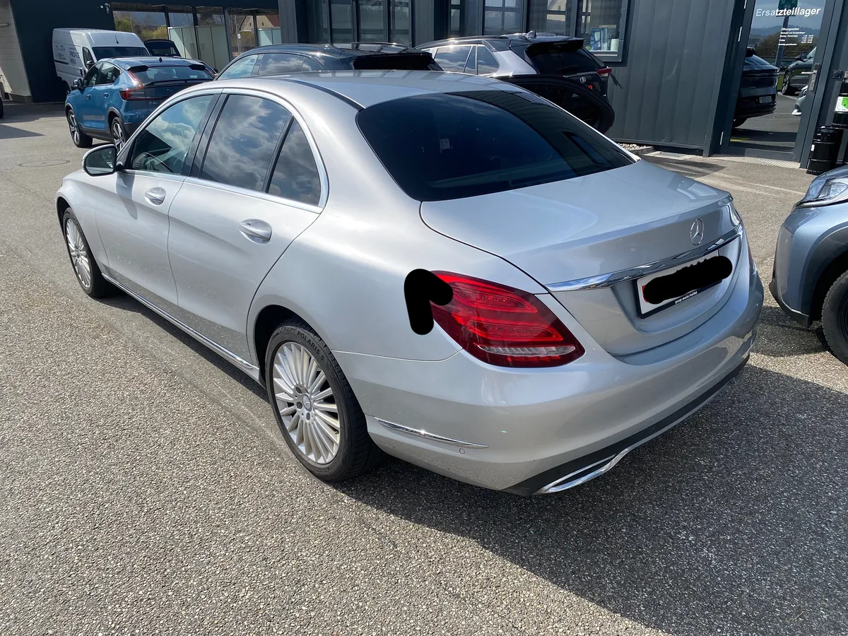 MERCEDES-BENZ C 200 — zdjęcie 5