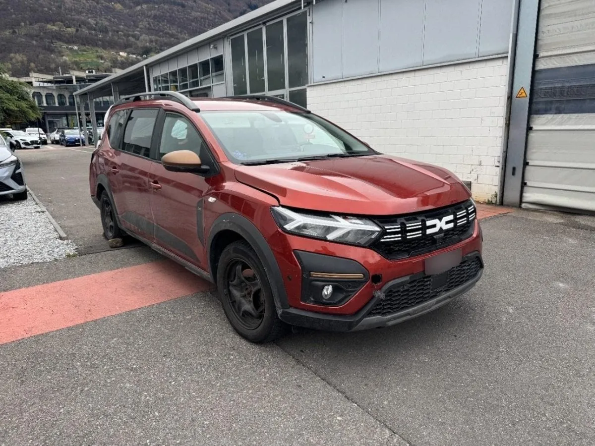 DACIA Jogger HEV 140 Extreme, 93 HP — zdjęcie 2