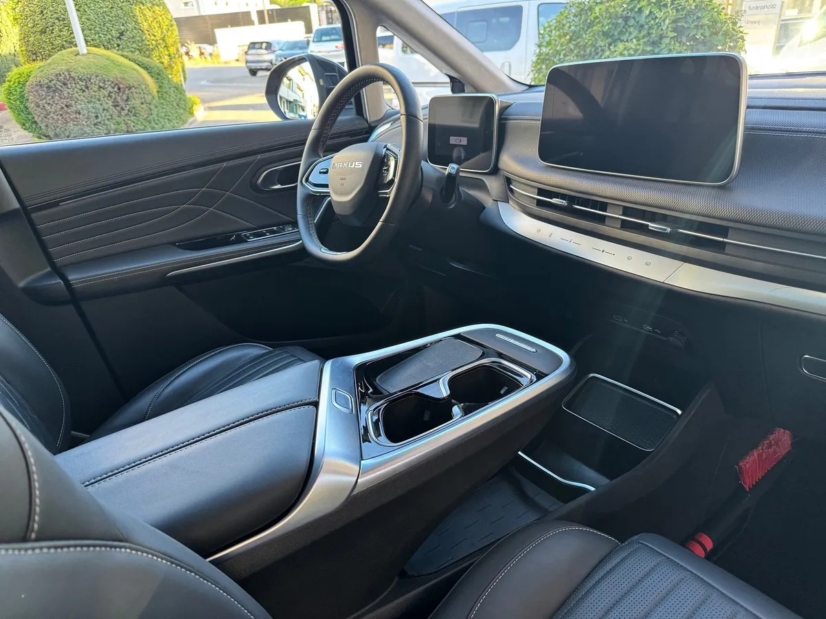 MAXUS MIFA 9 Premium 7Plätzer NP 79‘900 — zdjęcie 10