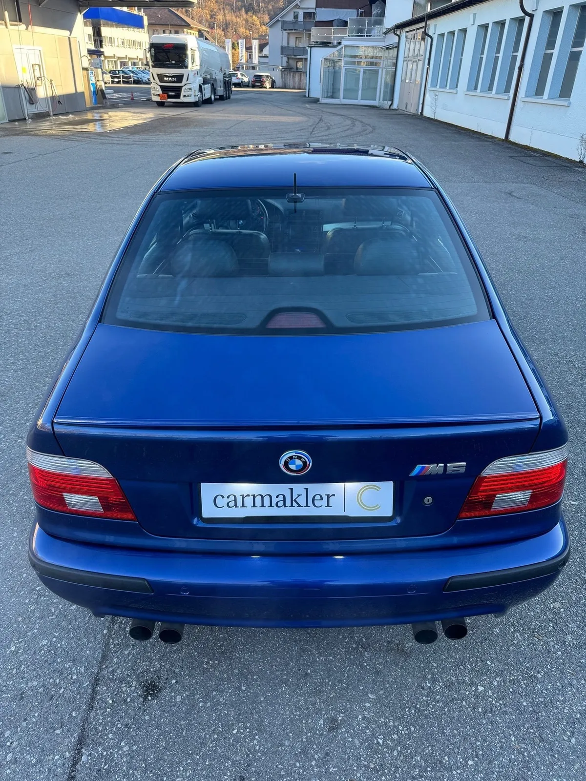 BMW M5 — zdjęcie 7